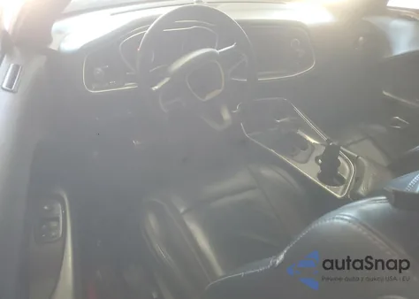 2016 Dodge Challenger Sxt z USA, uszkodzony, nr VIN 2C3CDZAG2GH316768